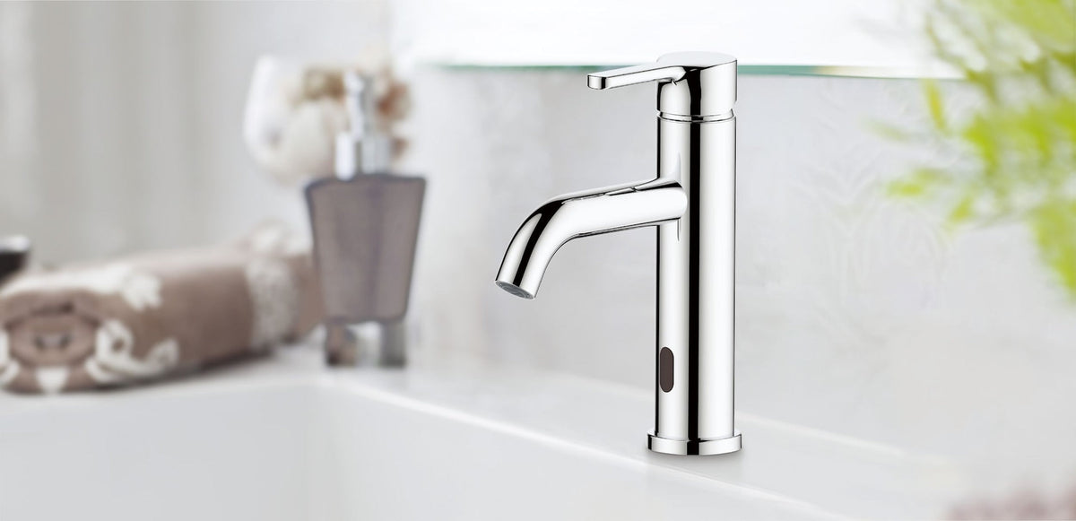 Danze Tronus Touchless Single Control Lavatory/Bathroom Sink Faucet, 4-in Centerset, Chrome