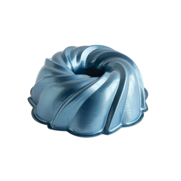 Nordicware Twilight Blue Non-Stick Formed Aluminum Bundt Pan Z6